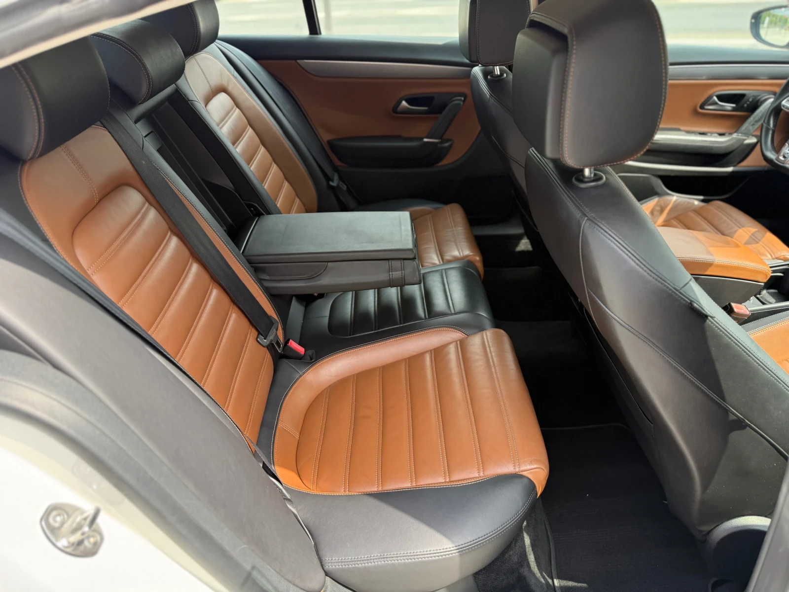 VW Passat R-LINE , снимка 15 - Автомобили и джипове - 55373476