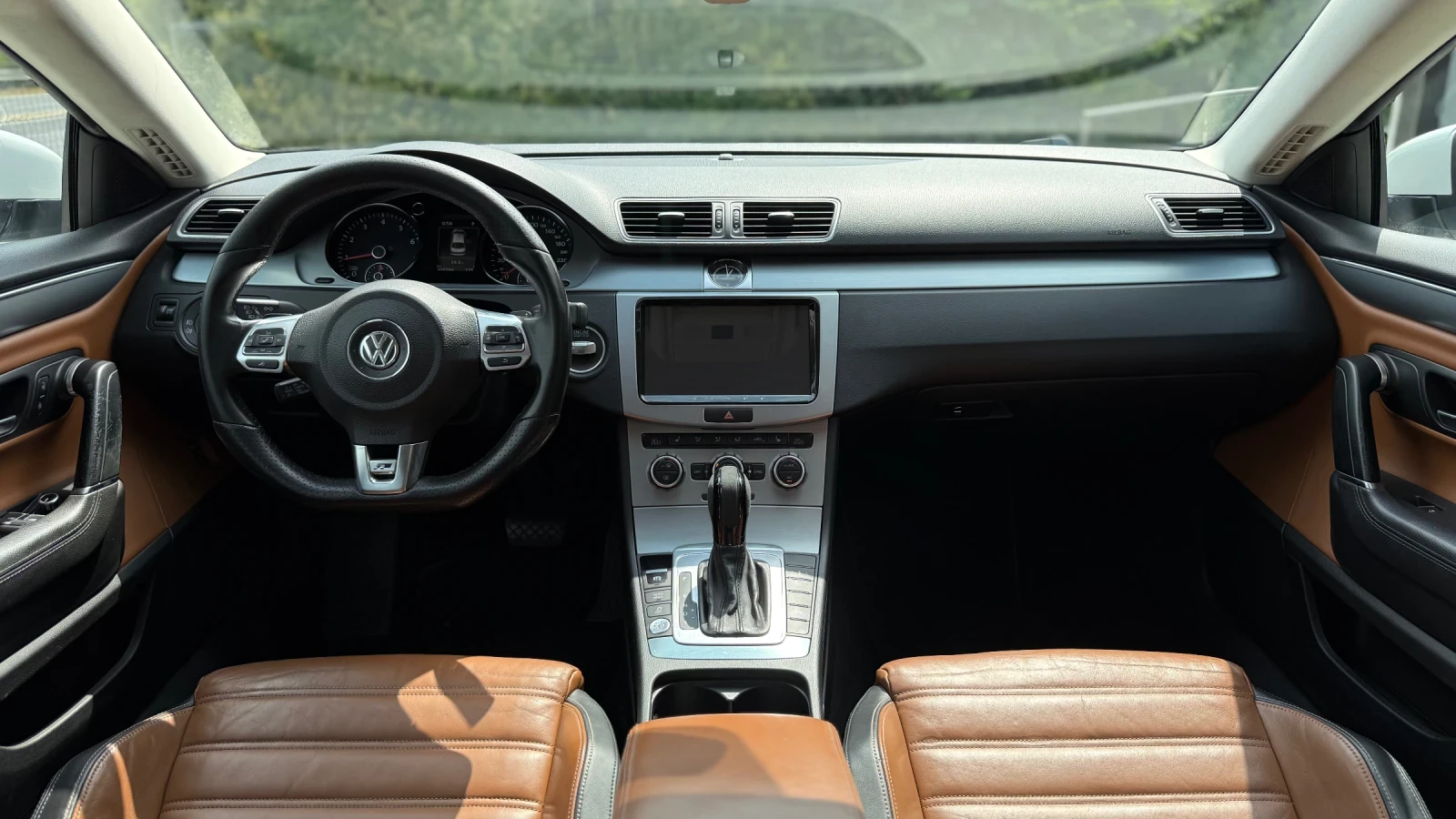 VW Passat R-LINE , снимка 10 - Автомобили и джипове - 55373476