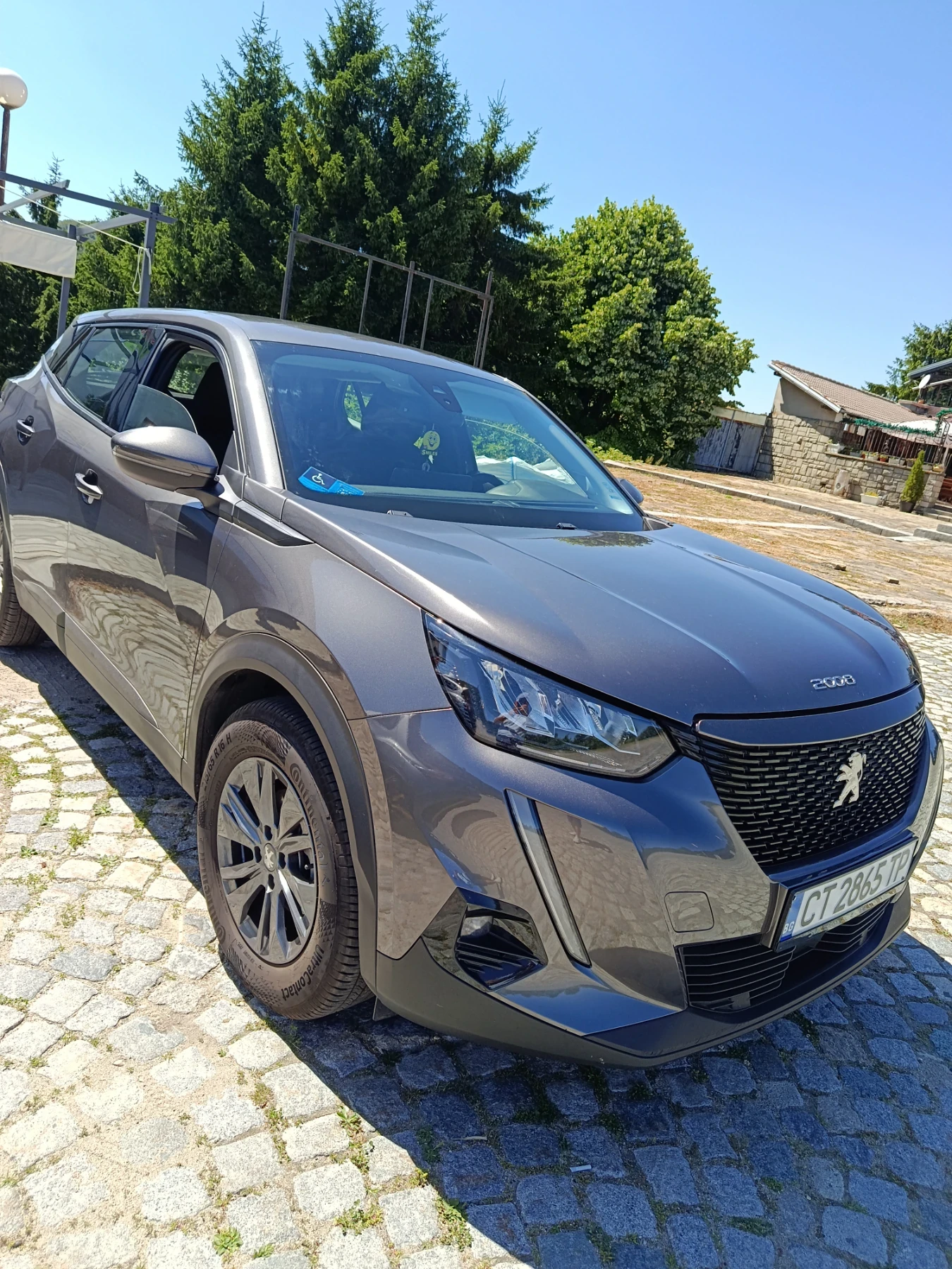 Peugeot 2008 BluHD, снимка 2 - Автомобили и джипове - 55381759