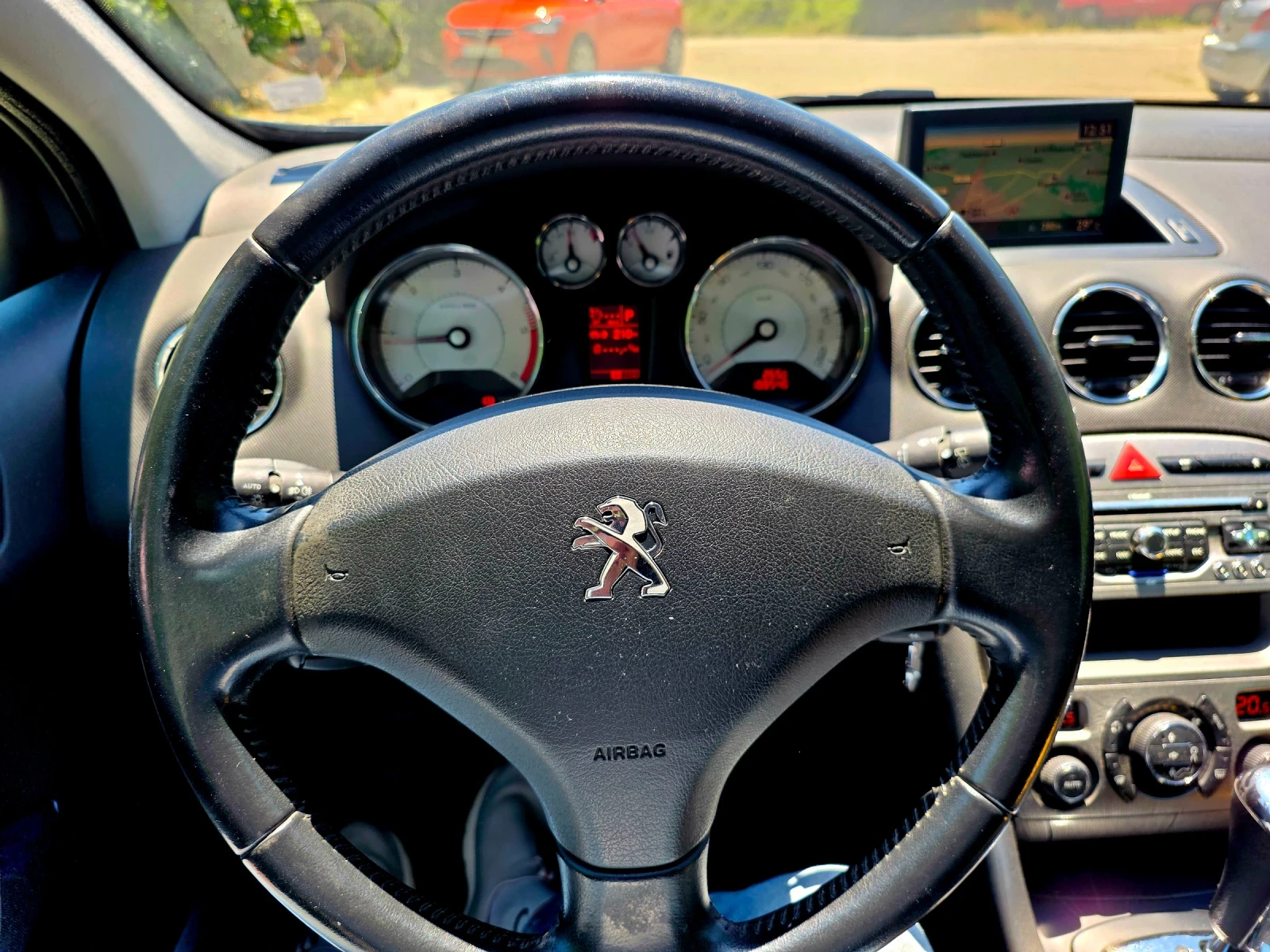 Peugeot 308 SW, снимка 10 - Автомобили и джипове - 55432136
