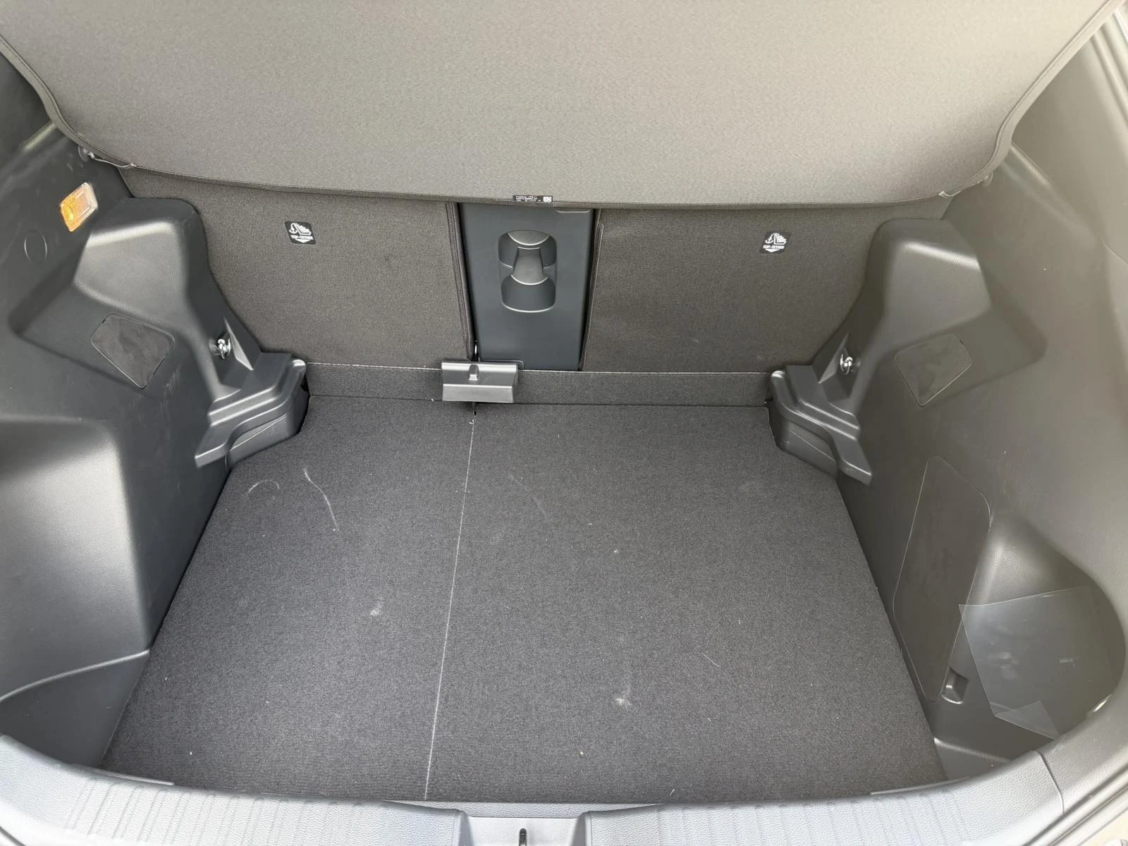 Toyota Yaris Cross CHIC, снимка 13 - Автомобили и джипове - 55660706