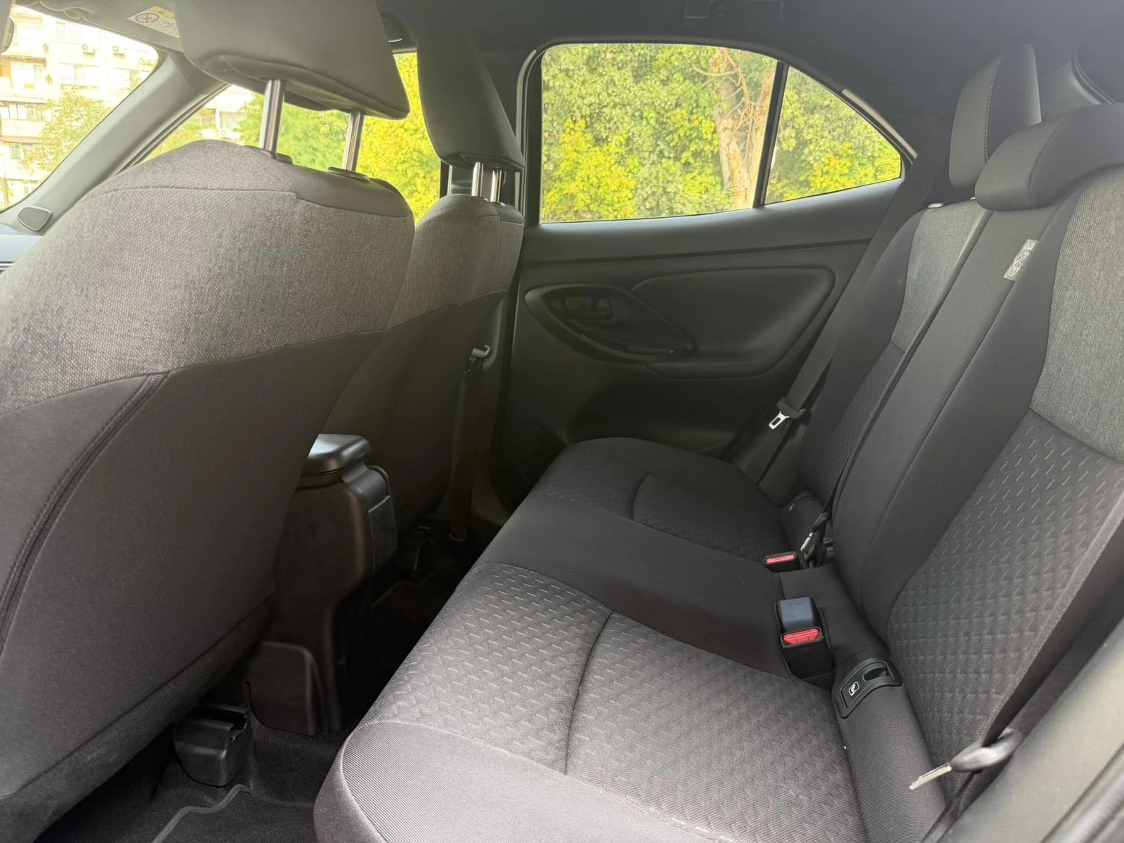 Toyota Yaris Cross CHIC, снимка 12 - Автомобили и джипове - 55660706