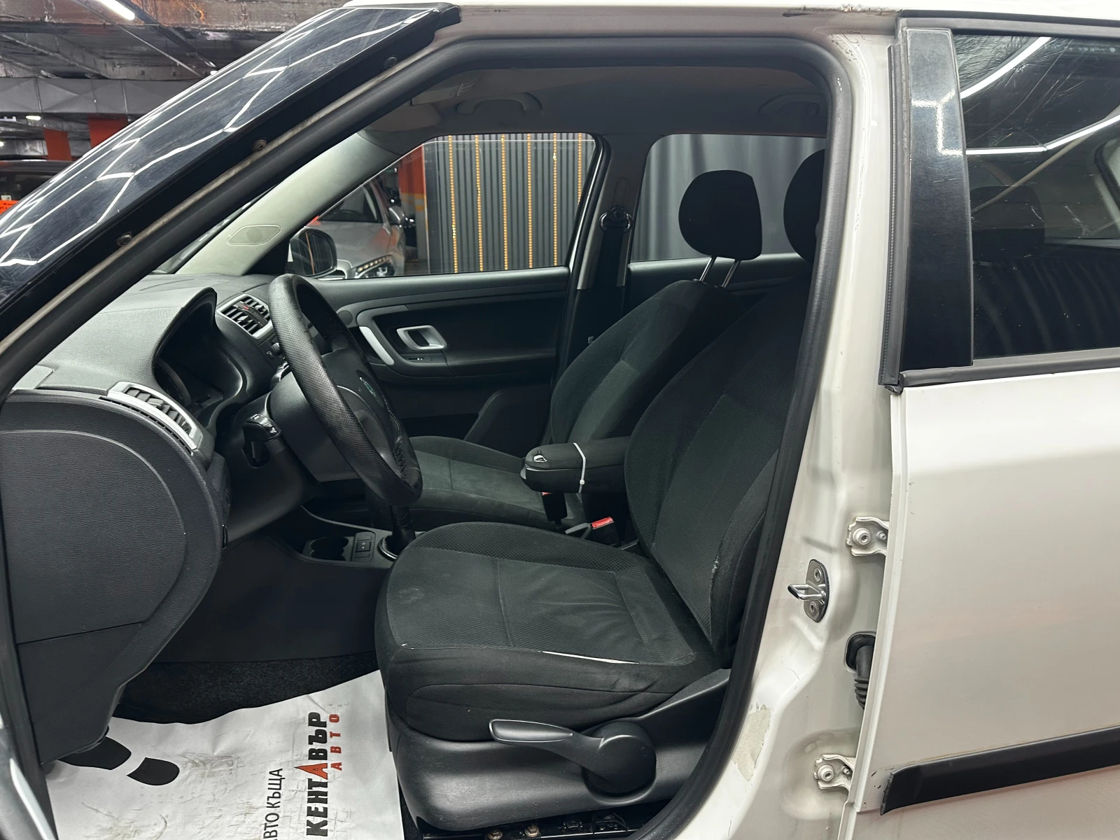 Skoda Fabia 1.9d 105 к.с. , снимка 8 - Автомобили и джипове - 55991164