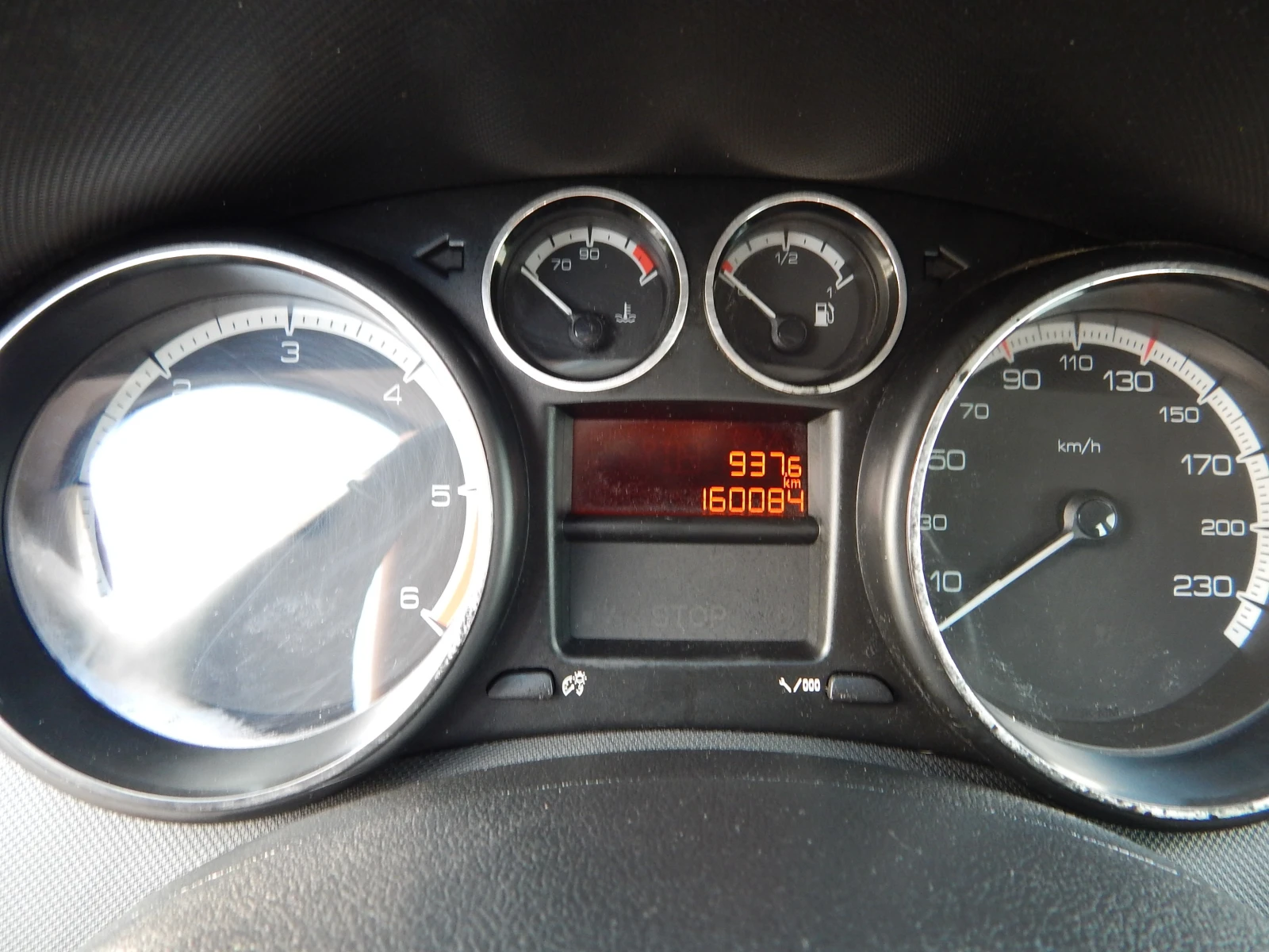 Peugeot 308 1.6HDI* 160000KM.* , снимка 14 - Автомобили и джипове - 56163546