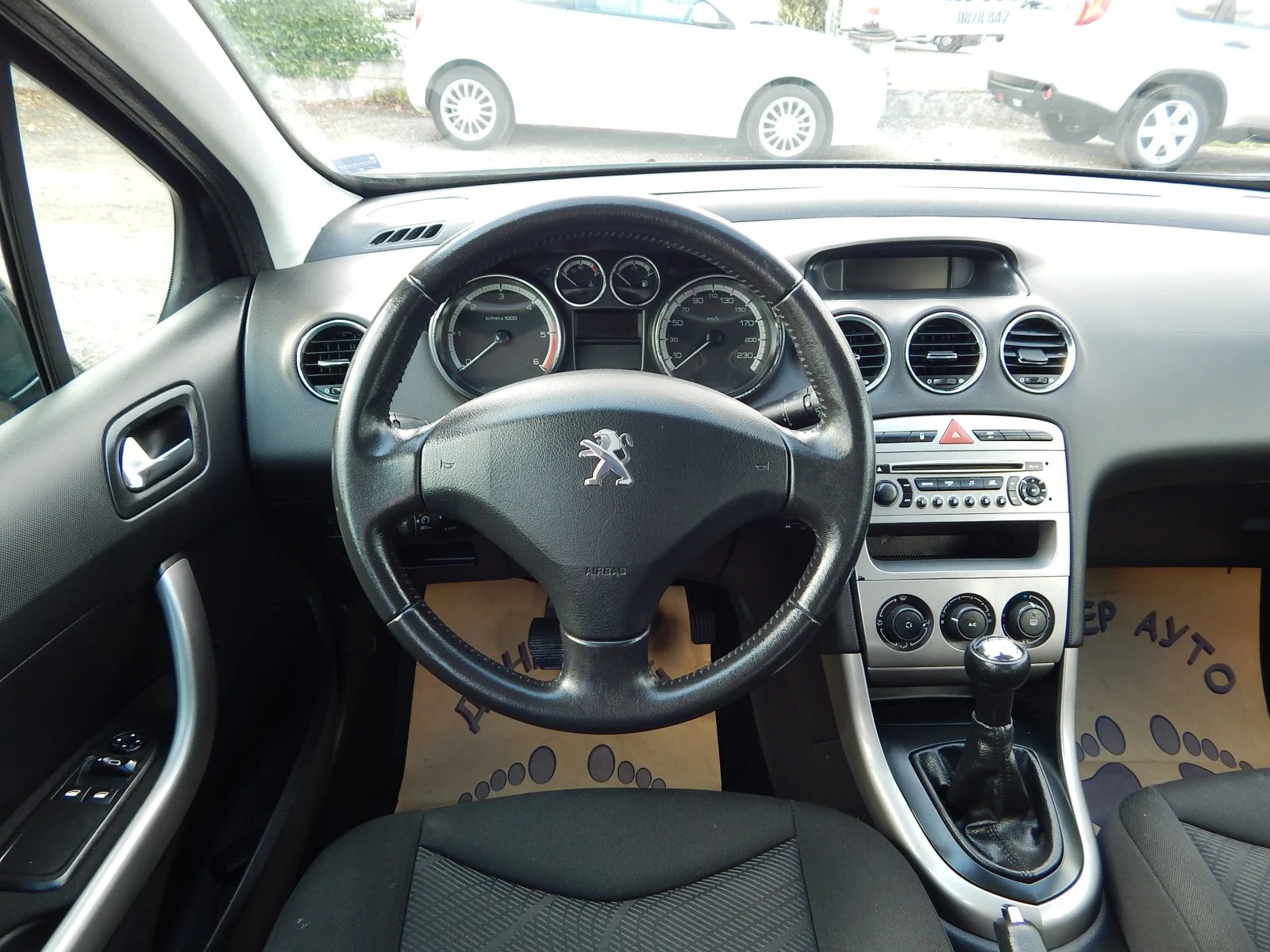 Peugeot 308 1.6HDI* 160000KM.* , снимка 13 - Автомобили и джипове - 56163546