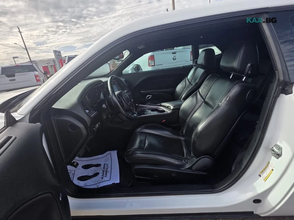 Dodge Challenger SXT Plus* АвтоКредит* (ЦЕНА ДО БГ), снимка 8 - Автомобили и джипове - 56216004