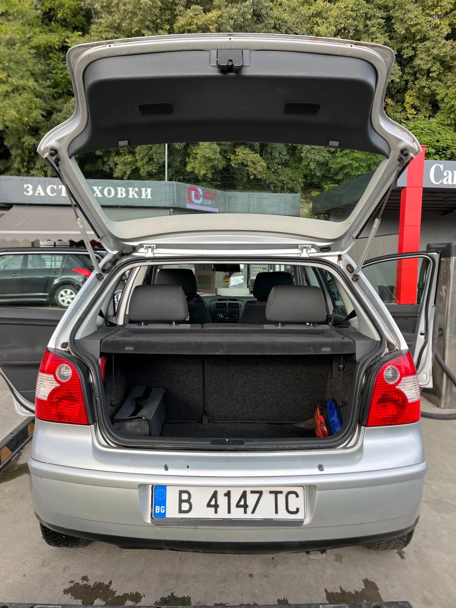 VW Polo, снимка 9 - Автомобили и джипове - 56329740