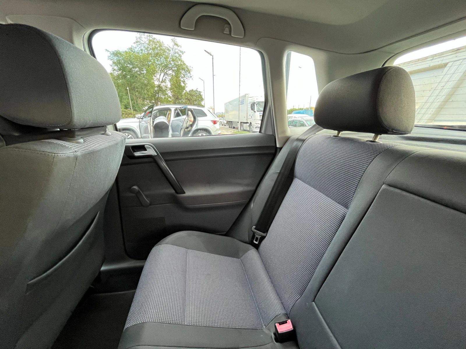 VW Polo, снимка 12 - Автомобили и джипове - 56329740