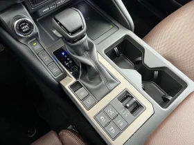 Toyota Land cruiser 250/2.8D-4D/MILD-HYBRID/LUXURY/7МЕСТЕН/JBL/HEADUP/, снимка 12