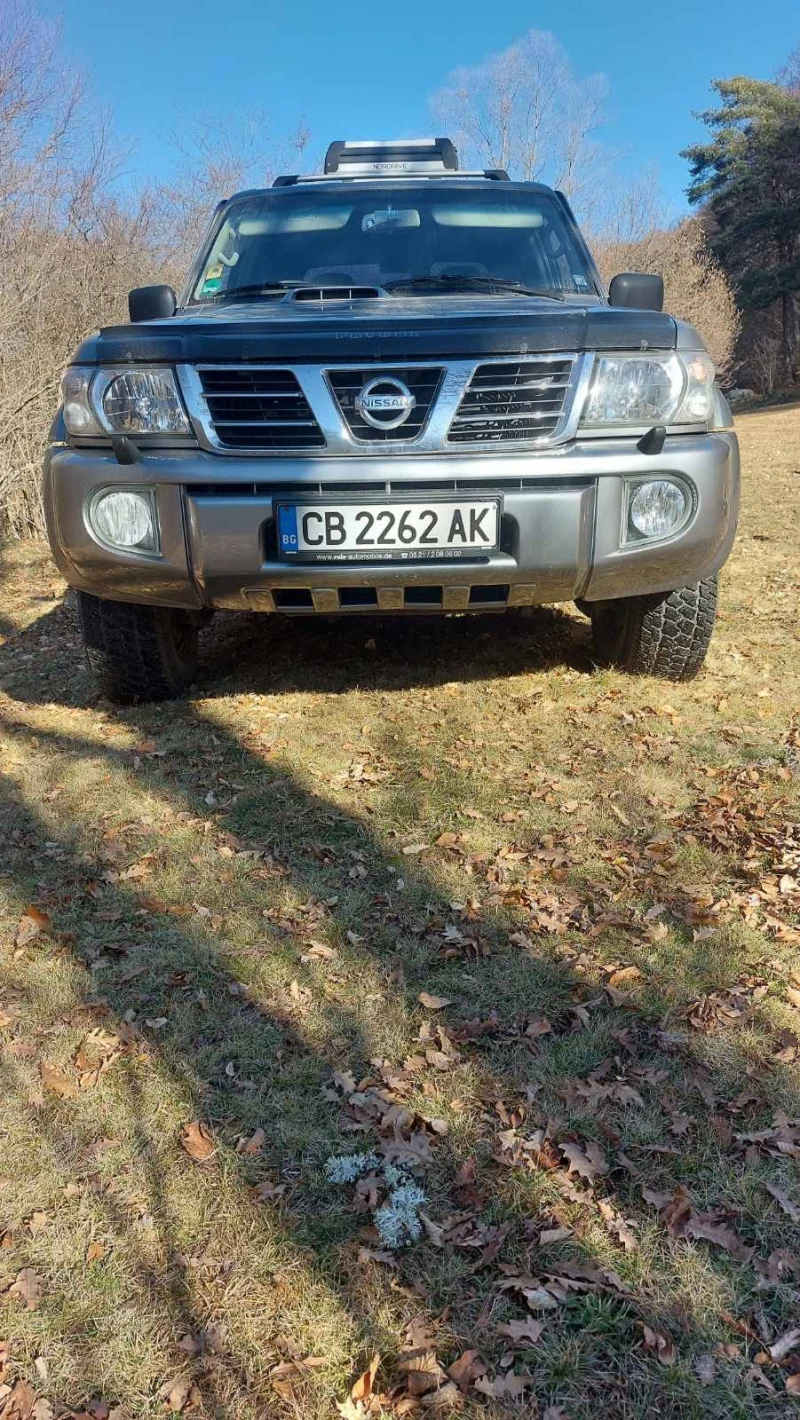 Nissan Patrol, снимка 11 - Автомобили и джипове - 47672352