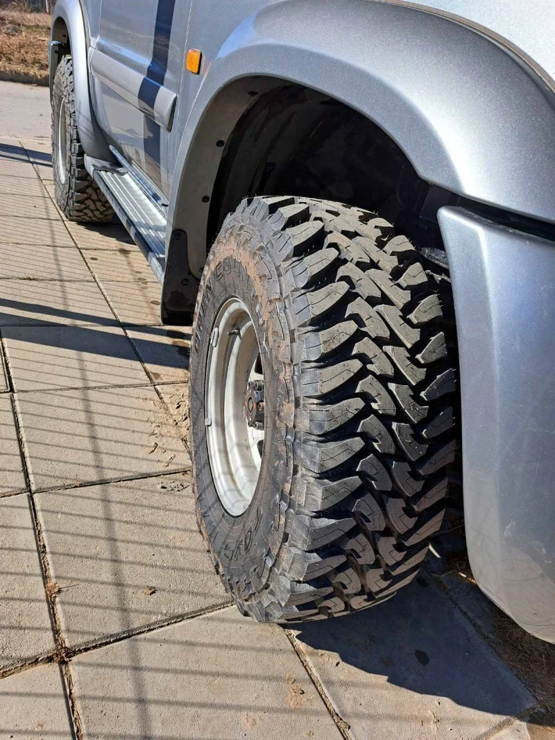 Nissan Patrol, снимка 13 - Автомобили и джипове - 47672352