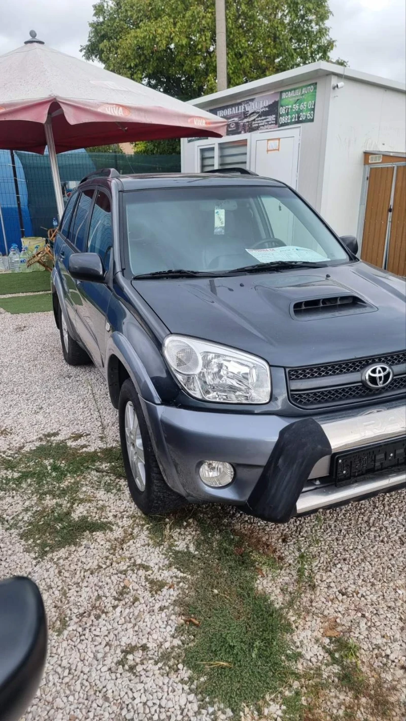 Toyota Rav4 2.0 D4D-Facelift-Navi-Koja, снимка 2 - Автомобили и джипове - 47267387