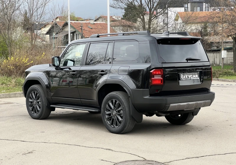 Toyota Land cruiser 250/2.8D-4D/LUXURY/7МЕСТЕН/JBL/HEADUP/PANO/НАЛИЧНА, снимка 4 - Автомобили и джипове - 52009898
