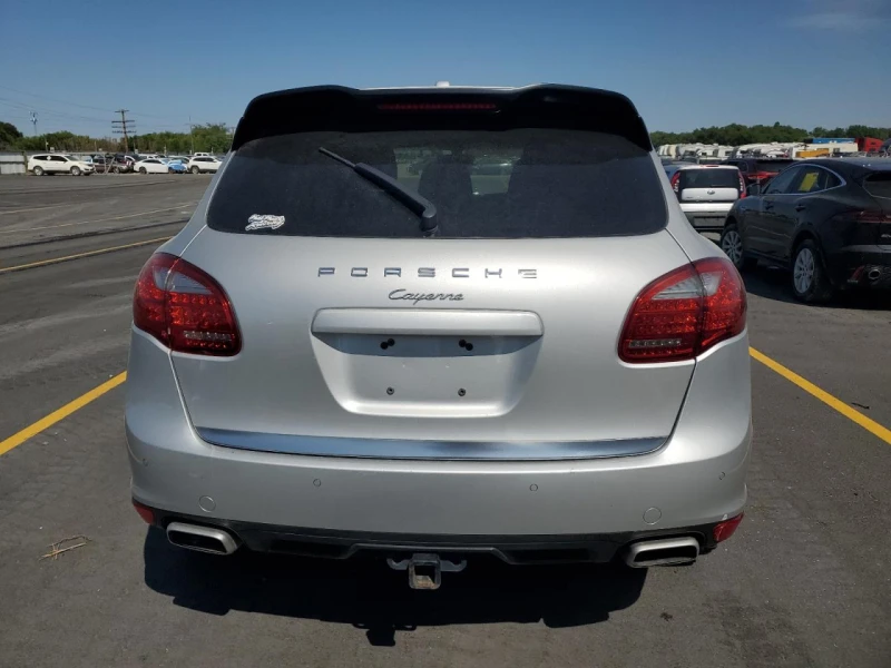 Porsche Cayenne, снимка 3 - Автомобили и джипове - 52554253