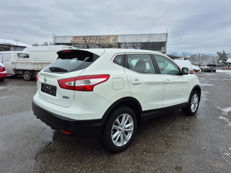 Nissan Qashqai 1.5  DCI, снимка 5 - Автомобили и джипове - 53458524