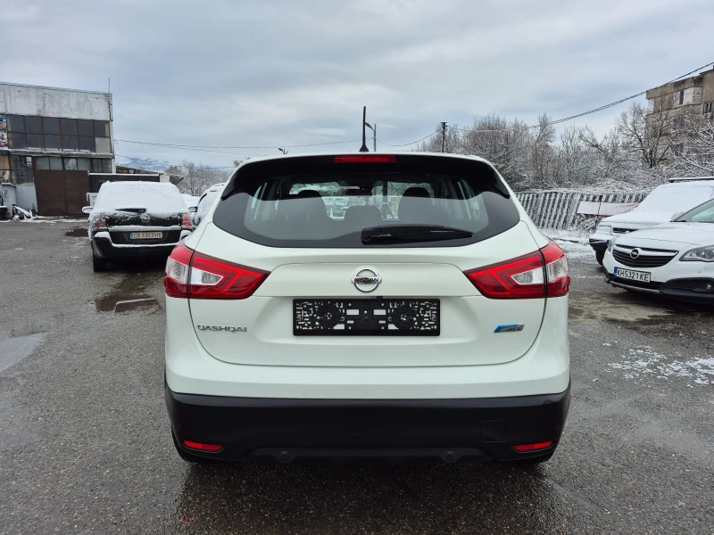 Nissan Qashqai 1.5  DCI, снимка 4 - Автомобили и джипове - 53458524