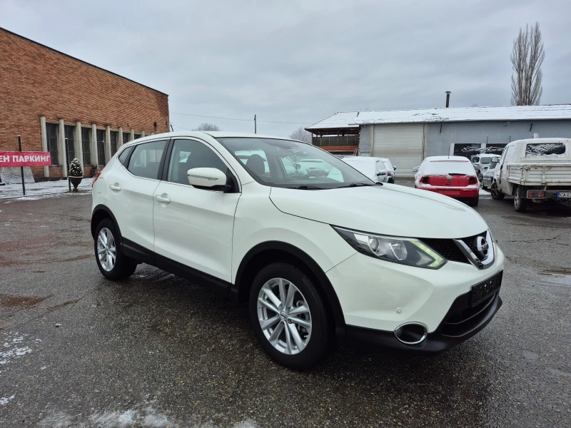 Nissan Qashqai 1.5  DCI, снимка 3 - Автомобили и джипове - 53458524