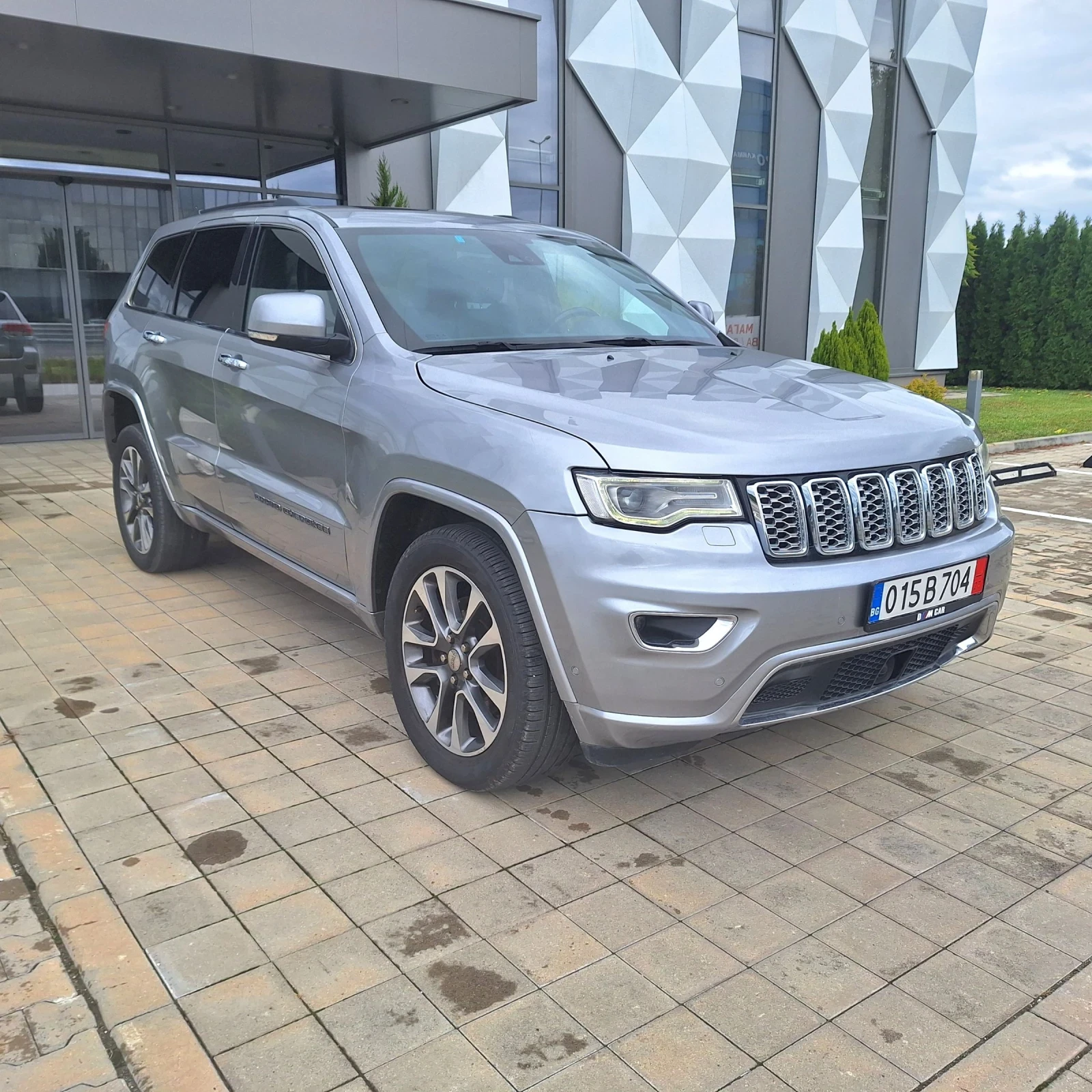 Jeep Grand cherokee 3.0D OVERLAND panorama keyless Distronik - изображение 4