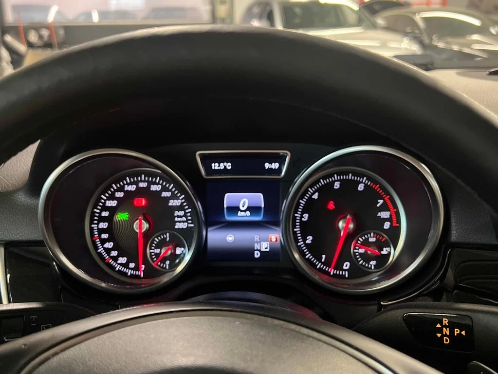 Mercedes-Benz GLE 400 * CARFAX * БЕЗ ПЪРВОНАЧАЛНА ВНОСКА - изображение 8