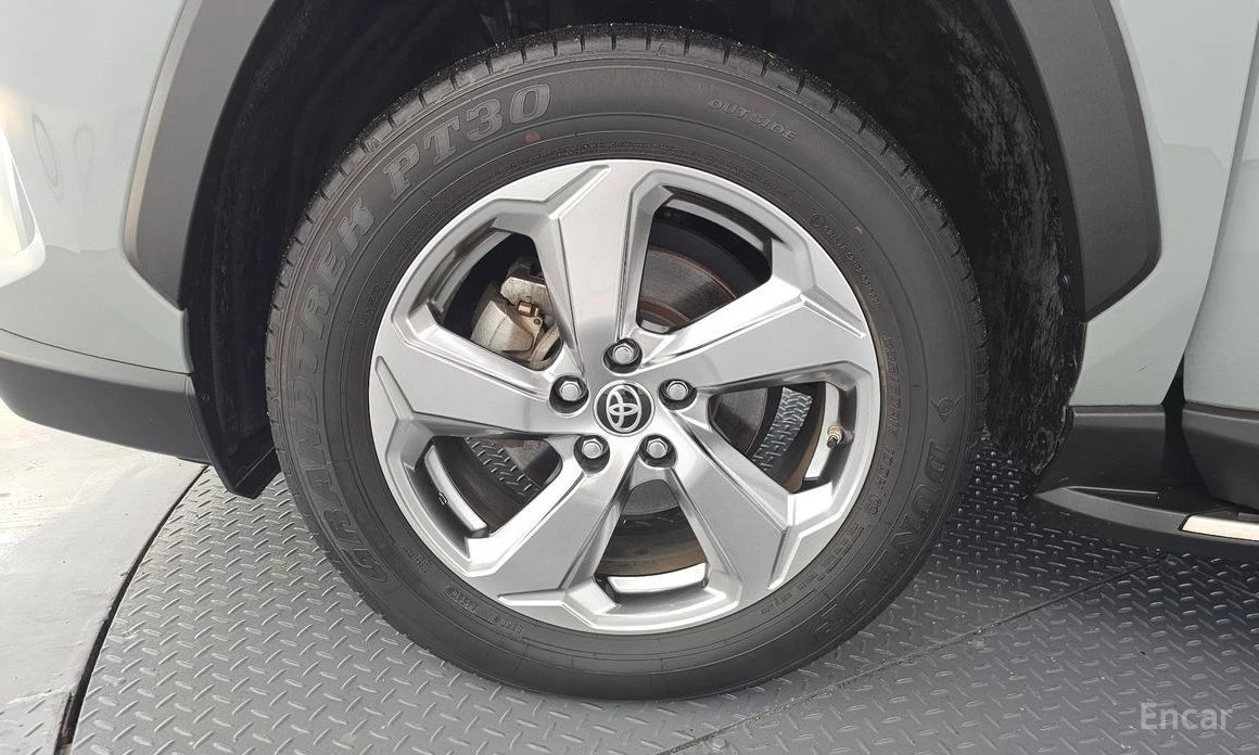 Toyota Rav4  - изображение 5