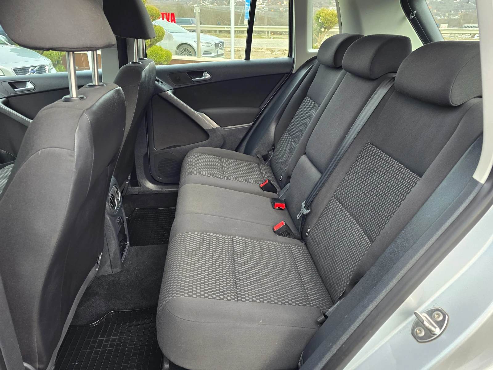 VW Tiguan 2.0TDI 140�� 4MOTION | Mobile.bg � ����������� 14