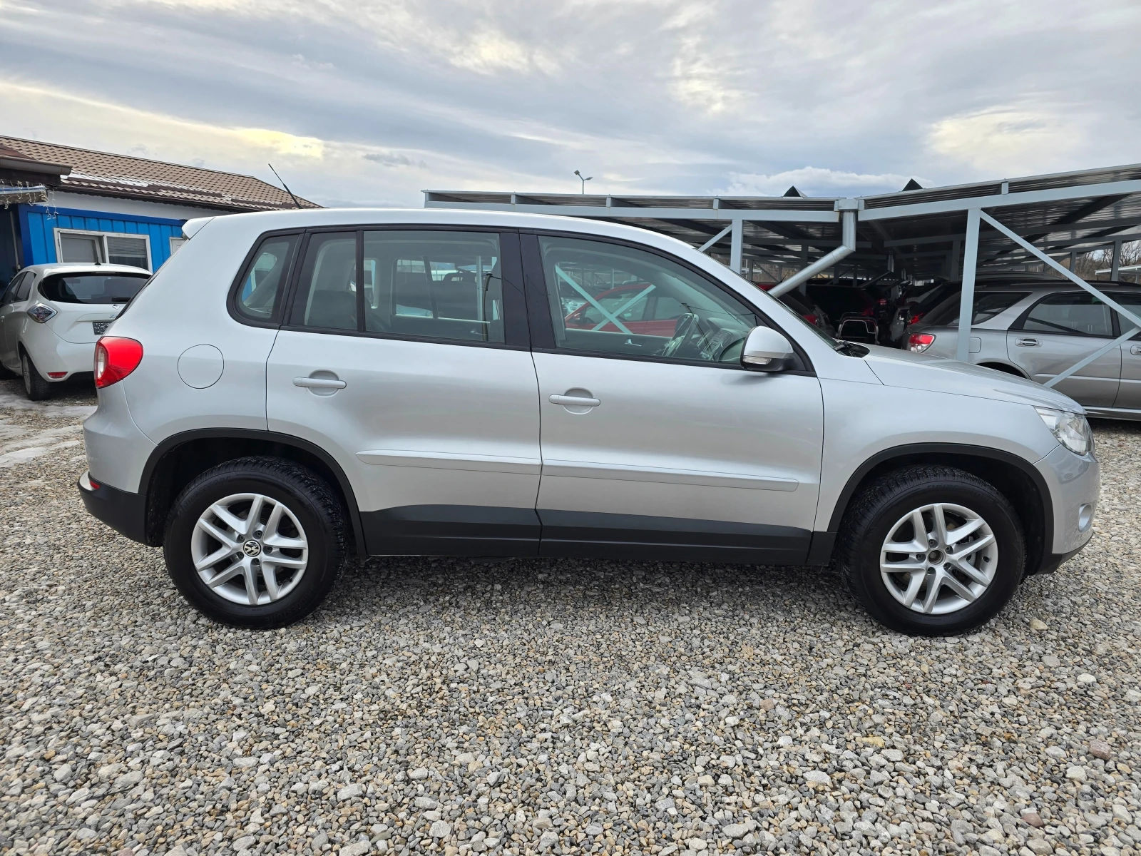 VW Tiguan 2.0TDI 140кс 4MOTION - изображение 6