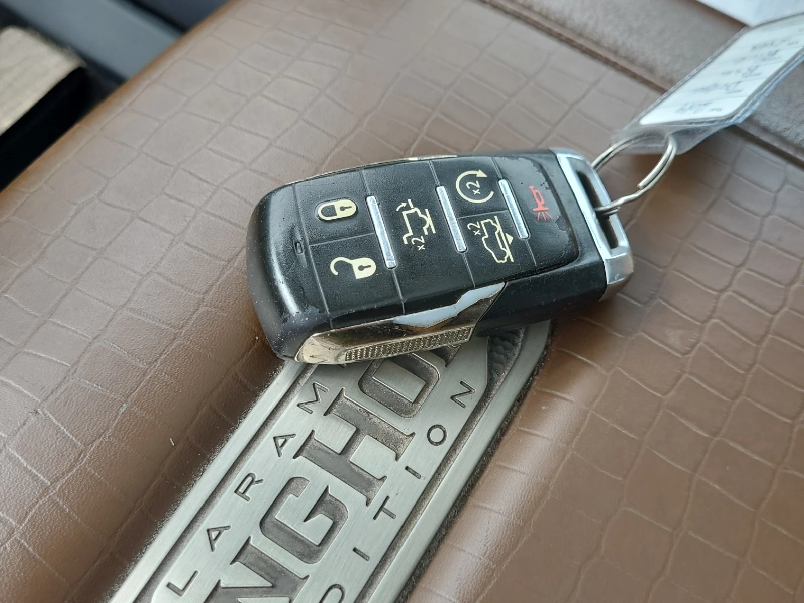 Dodge RAM 1500 LARAMIE LONGHORN CREW CAB* AWD* CARFAX*  - изображение 9