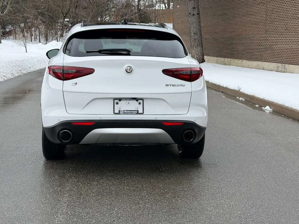 Alfa Romeo Stelvio Sport AWD/Navi/Rear view/Fully service records  | Mobile.bg � ����������� 5