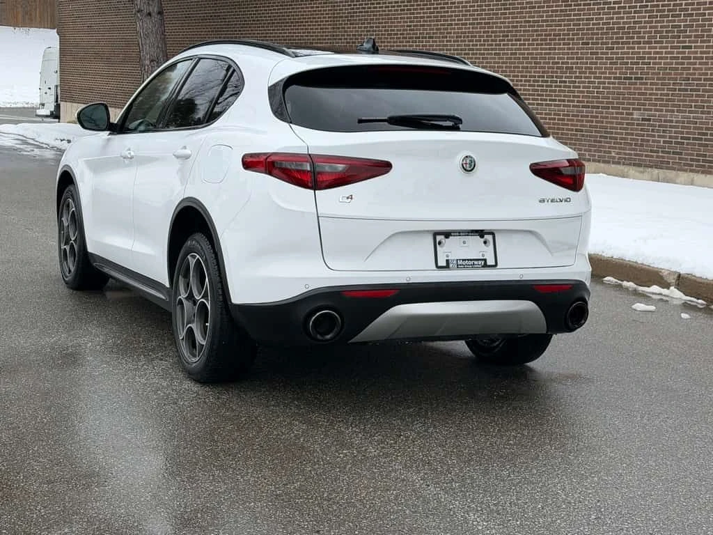Alfa Romeo Stelvio Sport AWD/Navi/Rear view/Fully service records  | Mobile.bg � ����������� 7