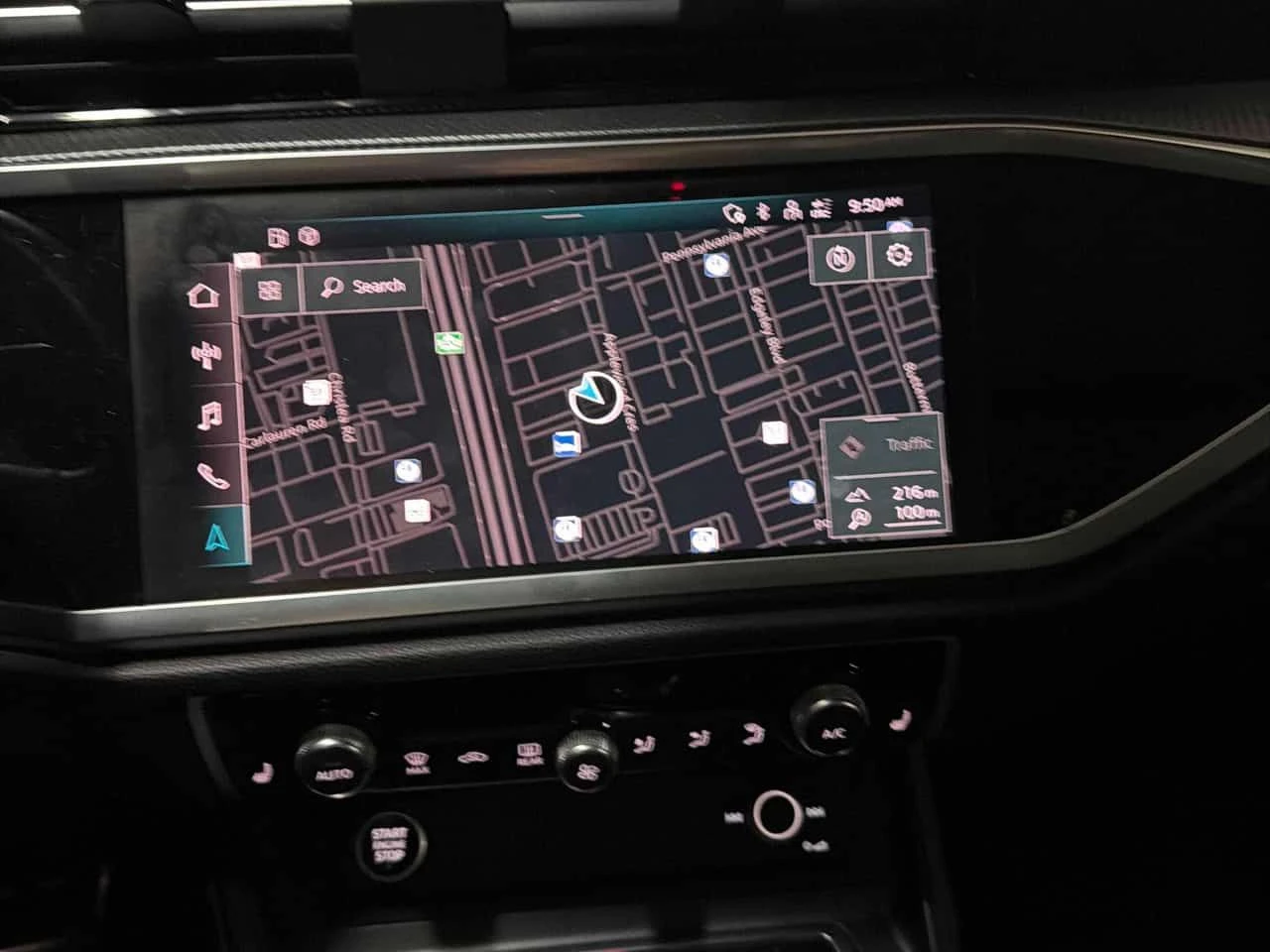 Audi Q3 * Technik S LINE* MATRIX* DISTRONIC* , снимка 9 - Автомобили и джипове - 54240598