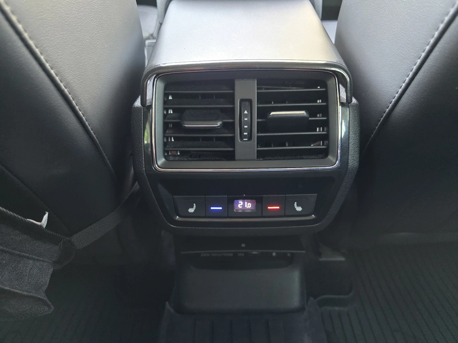 Skoda Kodiaq 35000km/4x4/2.0 TDI/200кс/7DSG, снимка 12 - Автомобили и джипове - 54289033