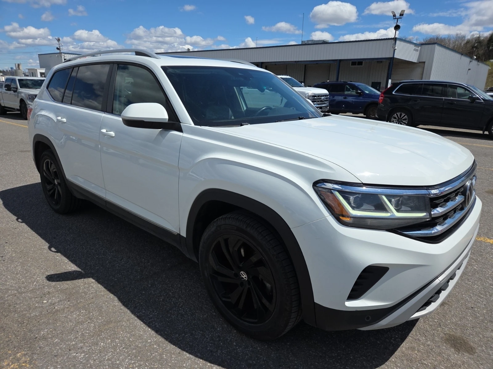 VW Atlas HIGLINE * ОБДУХВАНЕ * CARFAX * КАМЕРА * , снимка 2 - Автомобили и джипове - 54519769