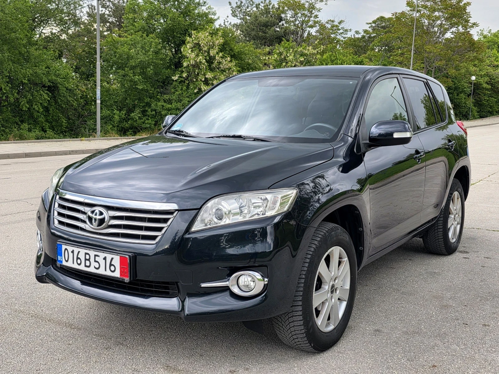 Toyota Rav4 Executive, Сервизна история, Навигация, Камера , снимка 4 - Автомобили и джипове - 54569001