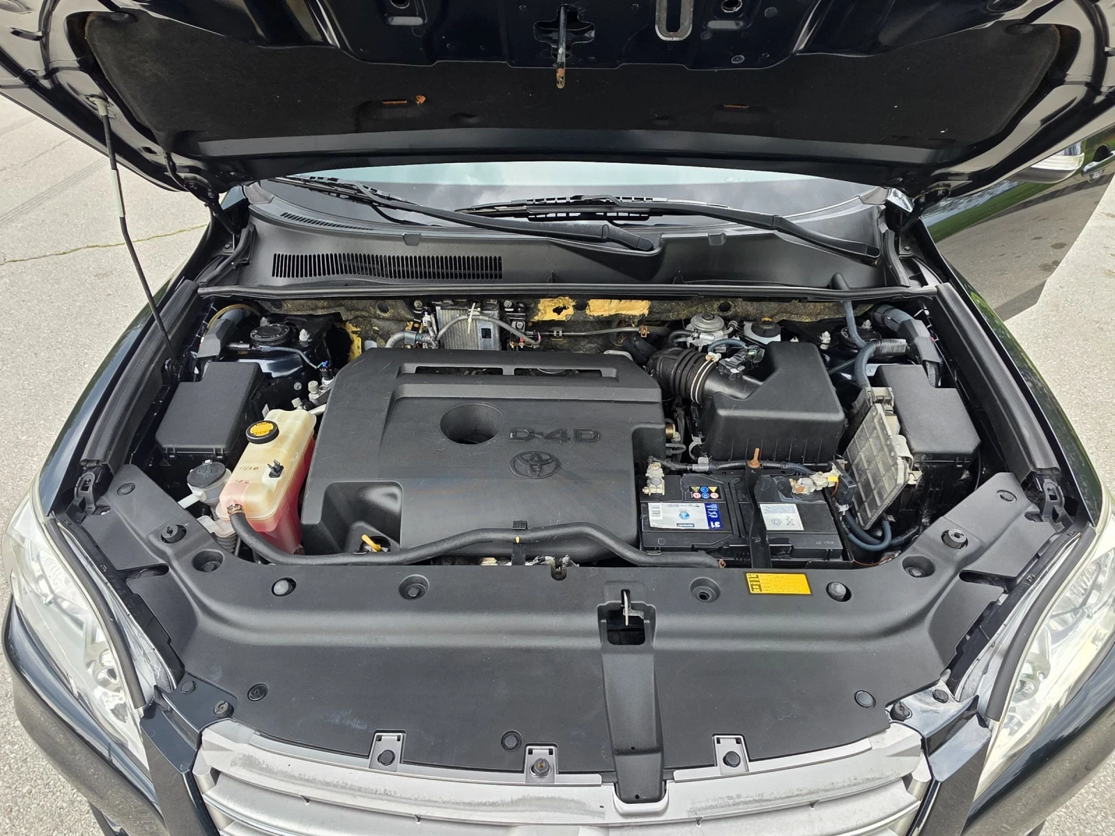 Toyota Rav4 Executive, Сервизна история, Навигация, Камера , снимка 17 - Автомобили и джипове - 54569001