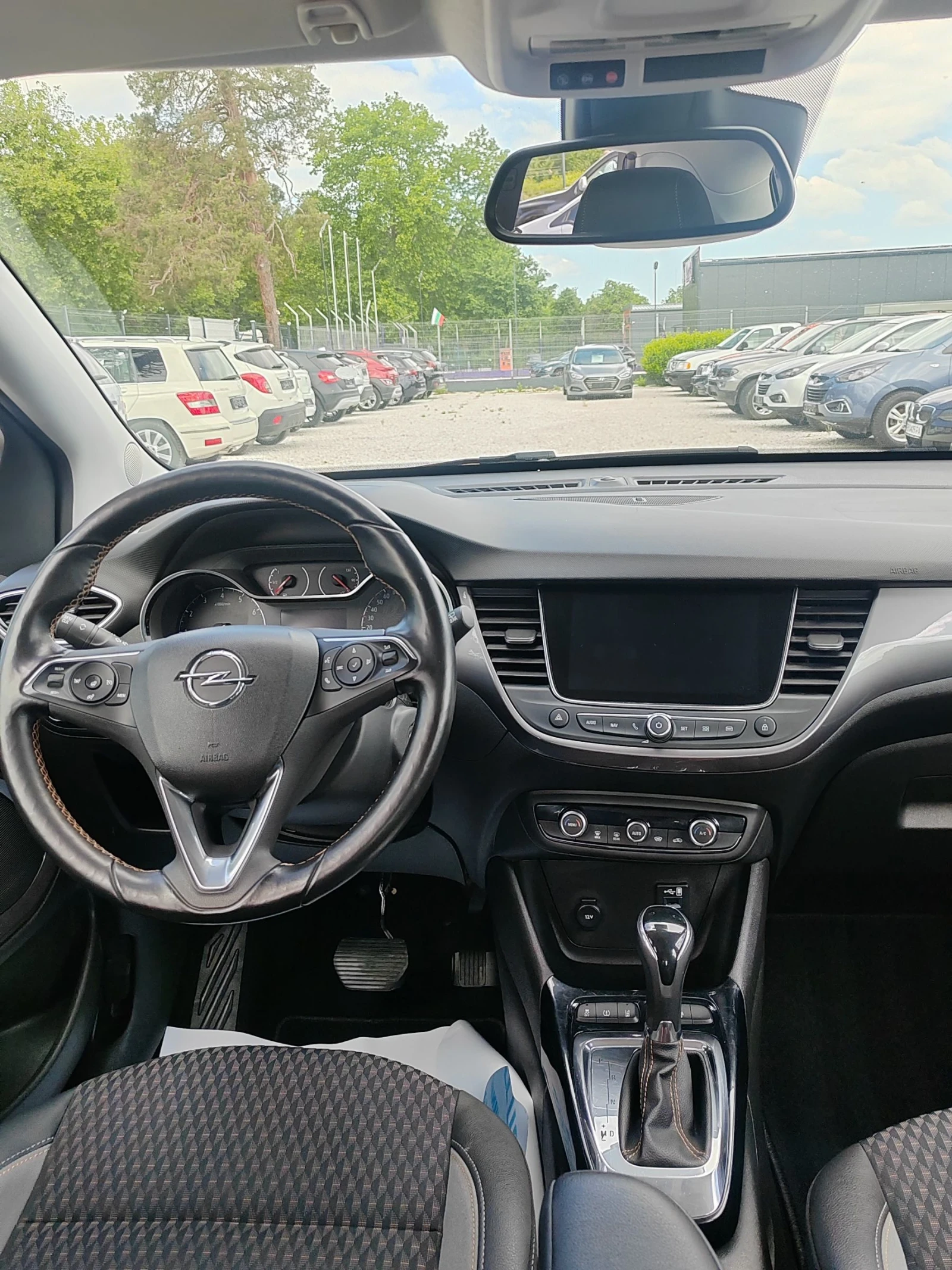 Opel Crossland X 1.2, 110к.с., снимка 10 - Автомобили и джипове - 54629186