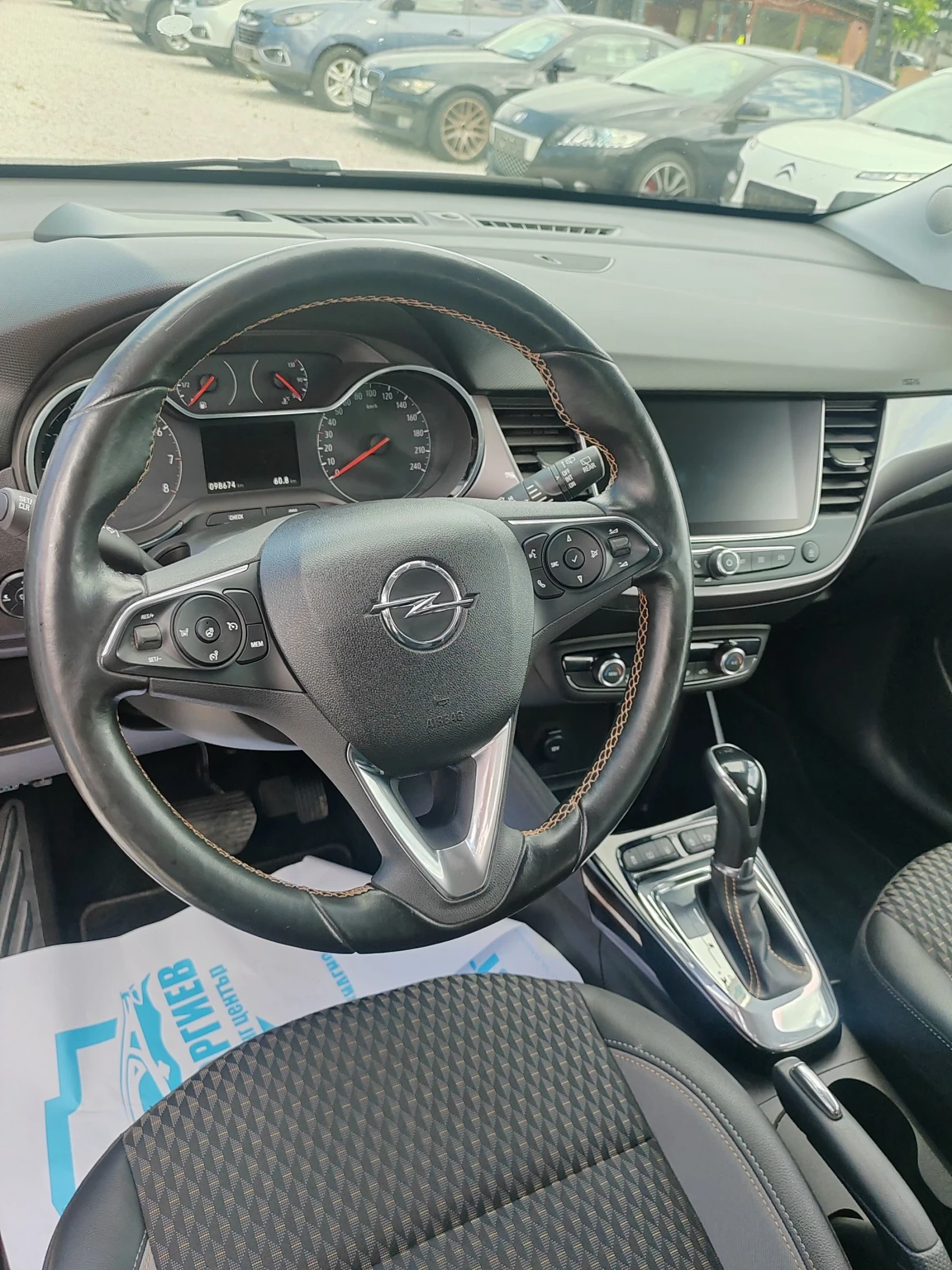 Opel Crossland X 1.2, 110к.с., снимка 11 - Автомобили и джипове - 54629186
