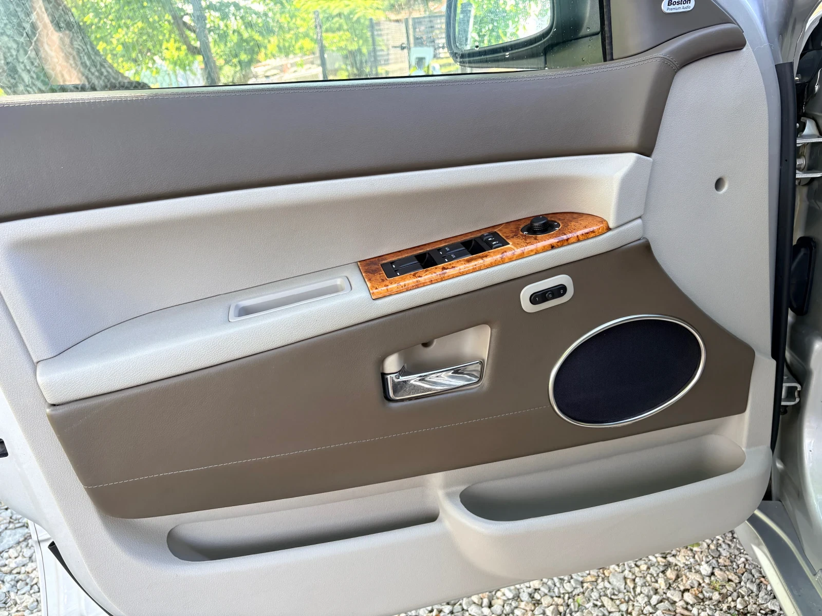 Jeep Grand cherokee 3.0 5G overland, снимка 11 - Автомобили и джипове - 54869859