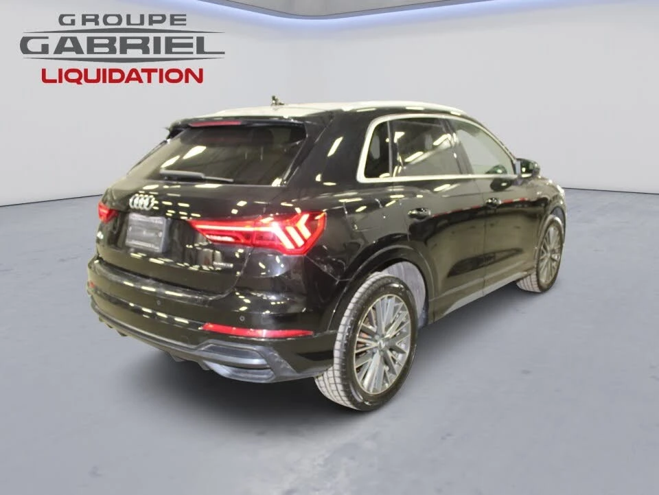Audi Q3 45 TFSI Quattro* S-Line* ПОДГРЕВ* КАМЕРА* ПАНОРАМА, снимка 4 - Автомобили и джипове - 54894442