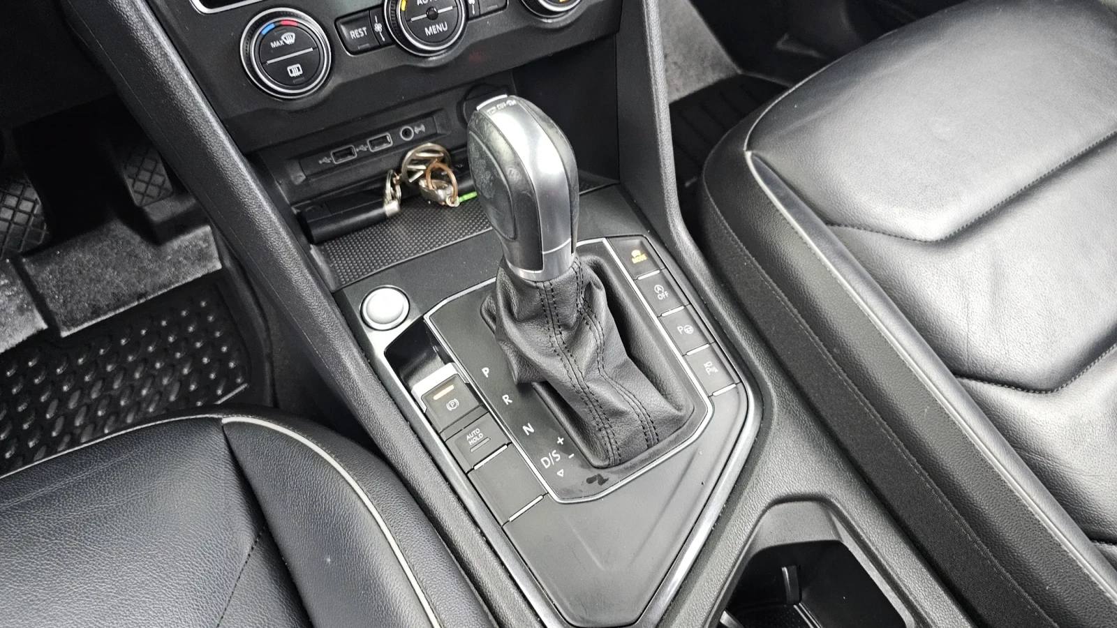 VW Tiguan 2.0TDI PRESTIGE/PANORAMA/360CAM, снимка 9 - Автомобили и джипове - 55188061
