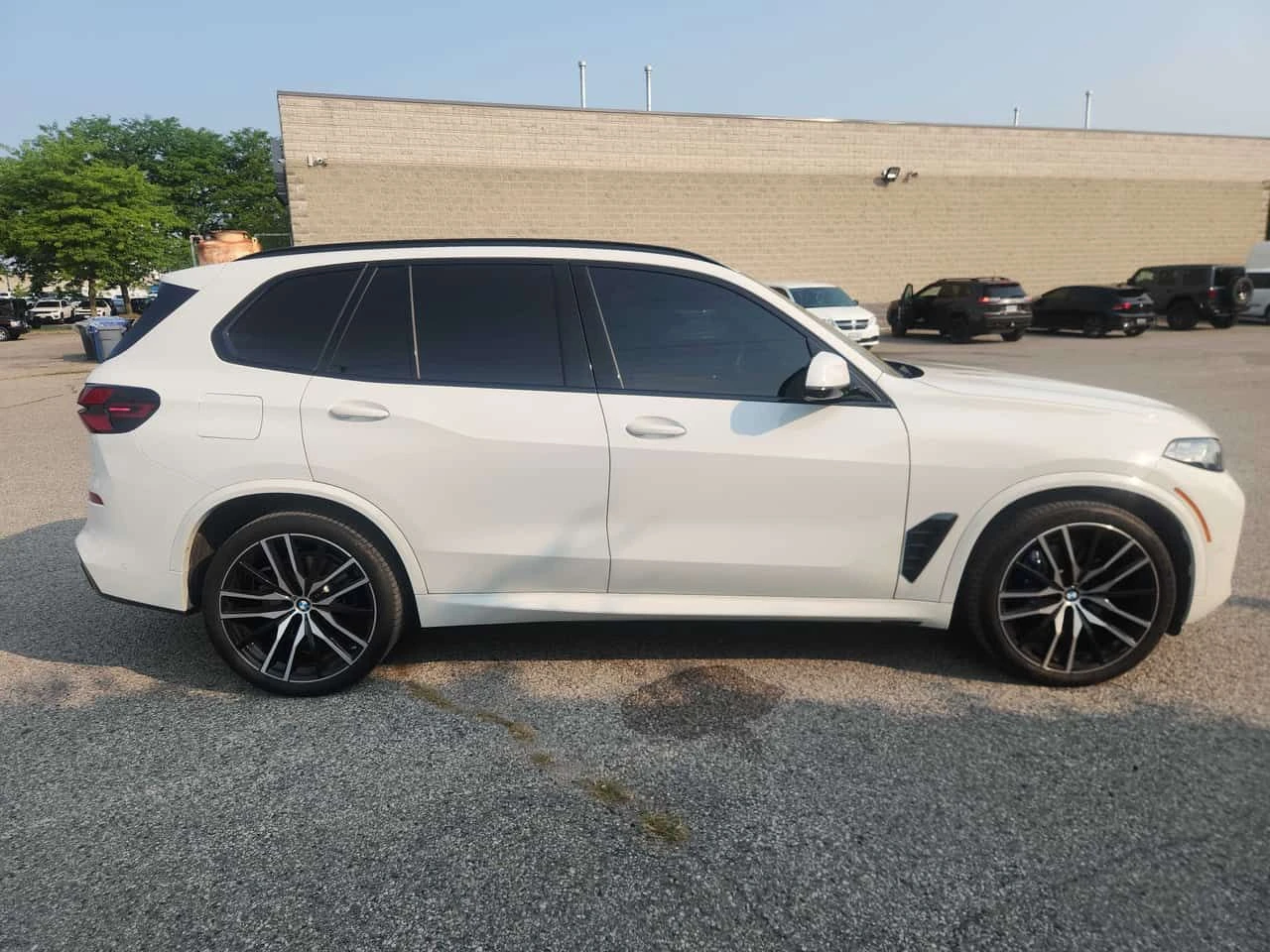 BMW X5 * xDrive40i * ЛИЦЕНЗИРАН ДИЛЪР * CARFAX, снимка 3 - Автомобили и джипове - 55648272