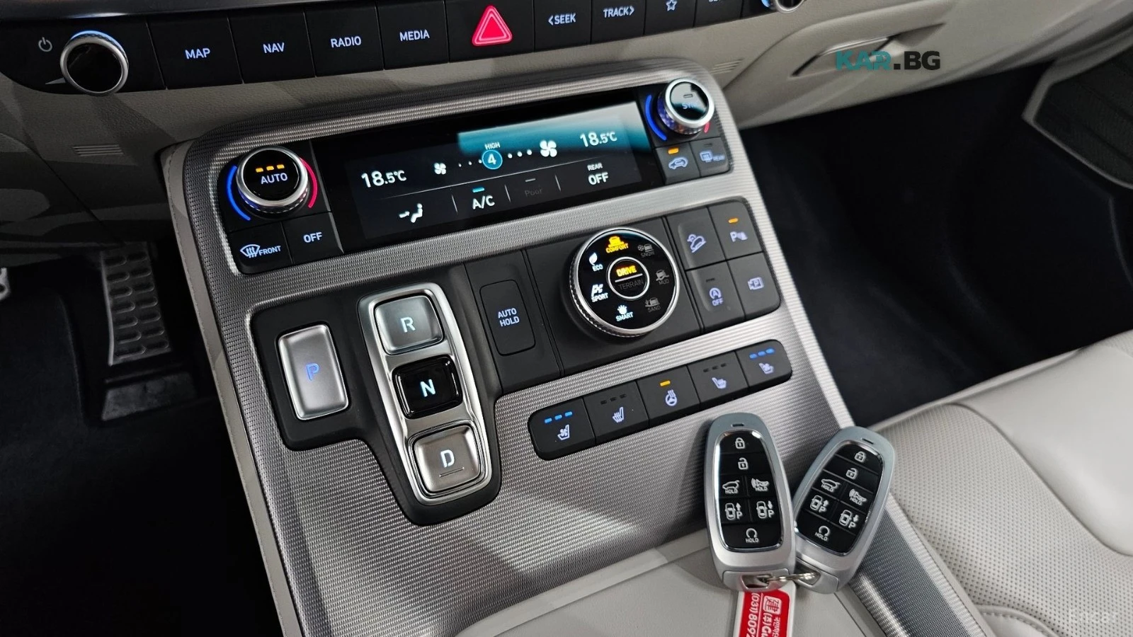 Hyundai Palisade 3.8 4WD Calligraphy* HUD* 360* МАСАЖИ* ПАНО, снимка 7 - Автомобили и джипове - 55753240
