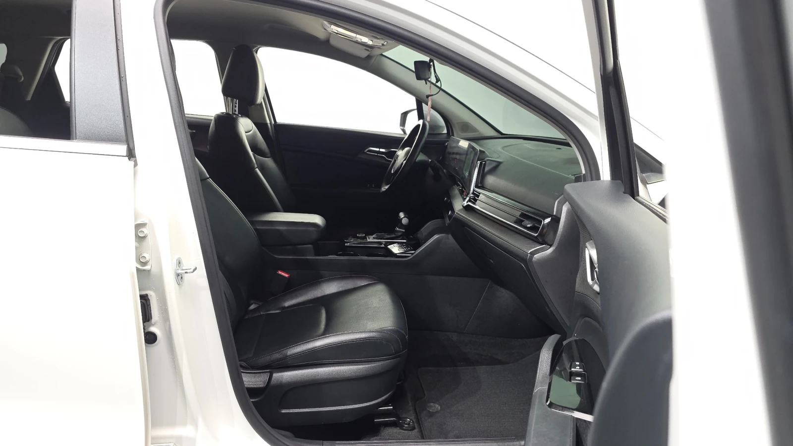 Kia Sportage 2.0 Diesel 4WD Trendy, снимка 10 - Автомобили и джипове - 55987891