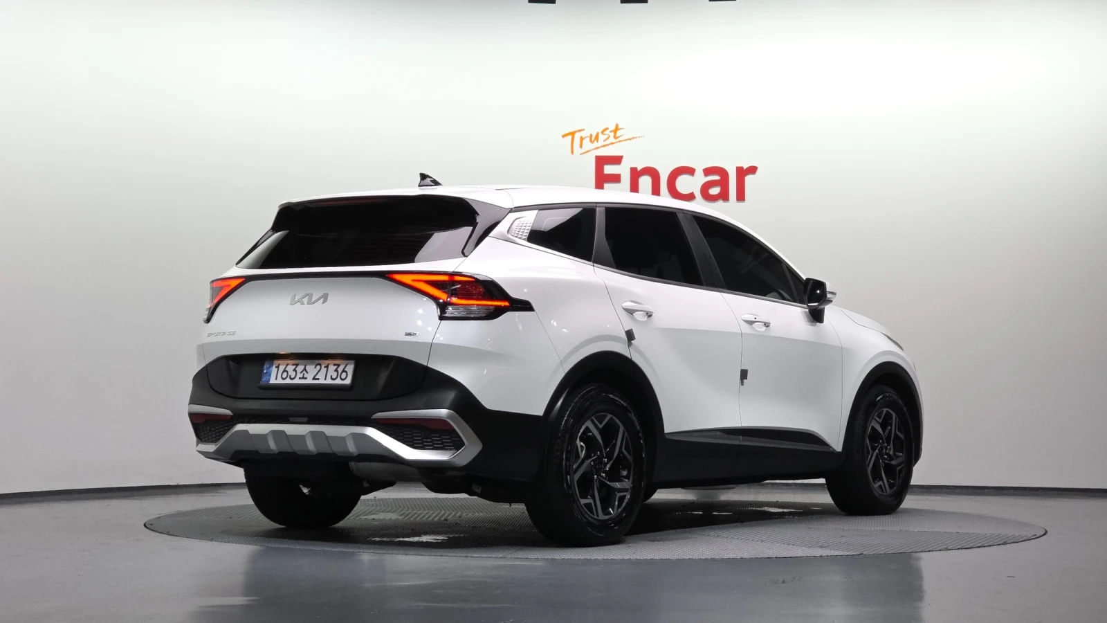 Kia Sportage 2.0 Diesel 4WD Trendy, снимка 2 - Автомобили и джипове - 55987891