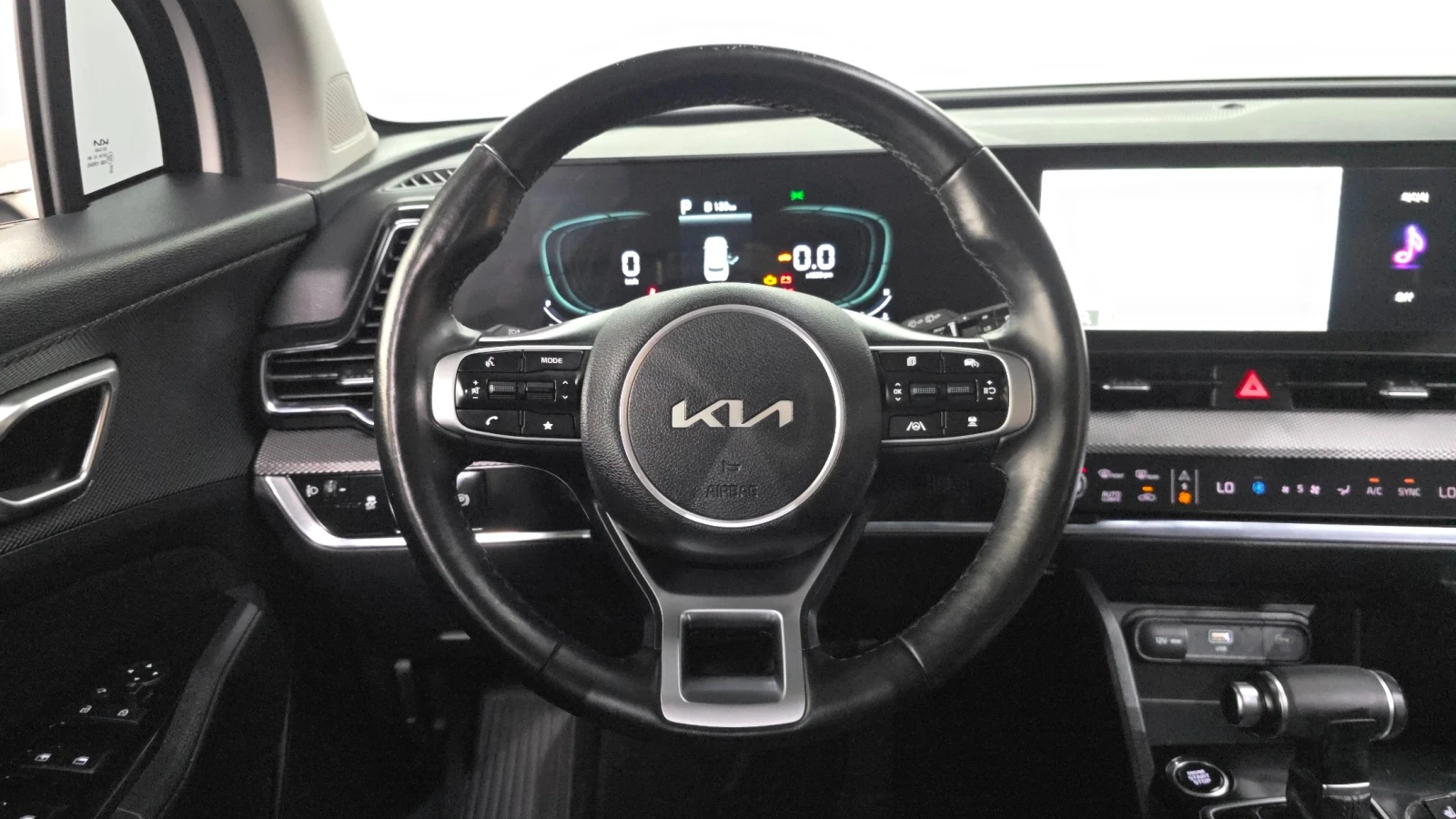 Kia Sportage 2.0 Diesel 4WD Trendy, снимка 13 - Автомобили и джипове - 55987891