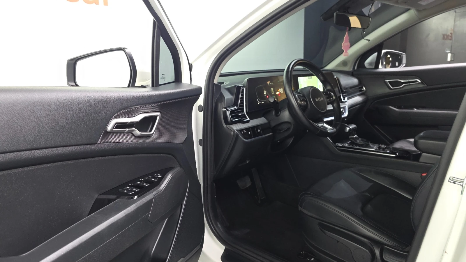 Kia Sportage 2.0 Diesel 4WD Trendy, снимка 11 - Автомобили и джипове - 55987891