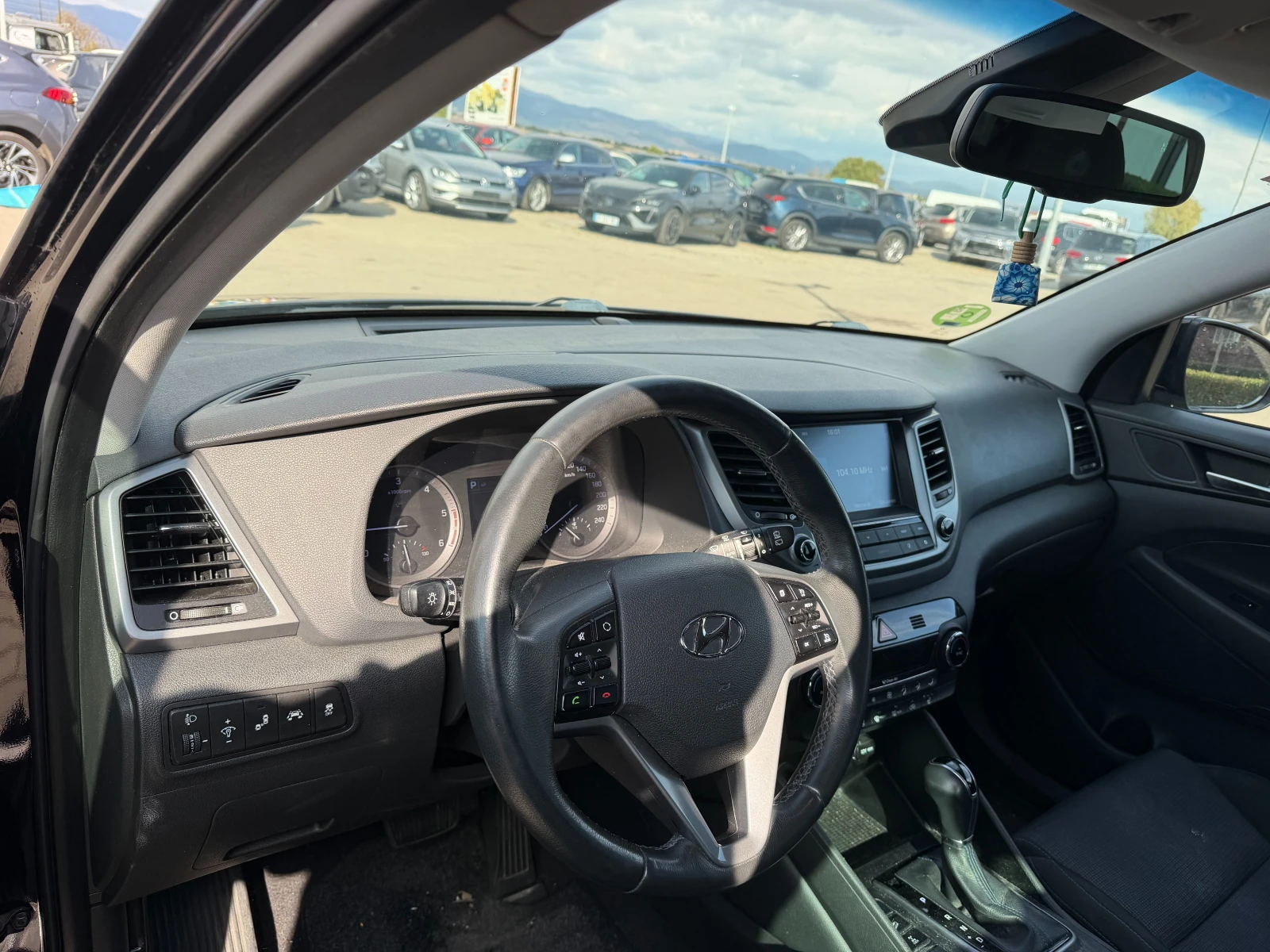 Hyundai Tucson 2.0CRDI 4WD AVTOMAT/NAVI/KAMERA EURO 6 | Mobile.bg � ����������� 11
