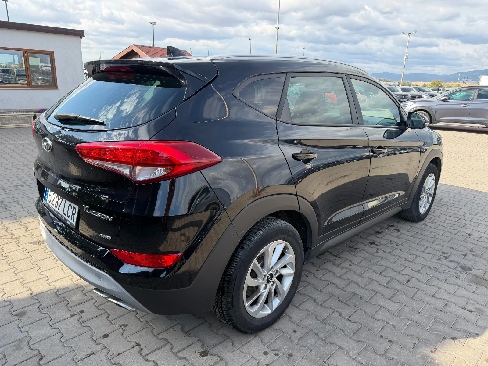 Hyundai Tucson 2.0CRDI 4WD AVTOMAT/NAVI/KAMERA EURO 6 | Mobile.bg � ����������� 6