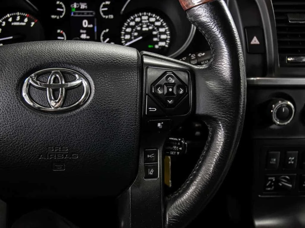 Toyota Sequoia Platinum 4dr 4x2 Automatic * CARFAX * ���������� * | Mobile.bg � ����������� 11