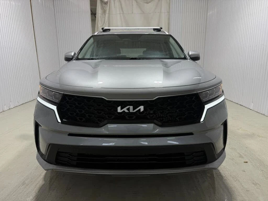 Kia Sorento, снимка 3 - Автомобили и джипове - 56689986