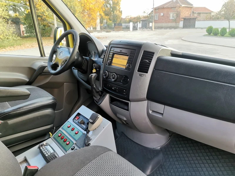 Mercedes-Benz Sprinter 319 Линейка, снимка 14 - Бусове и автобуси - 52160070